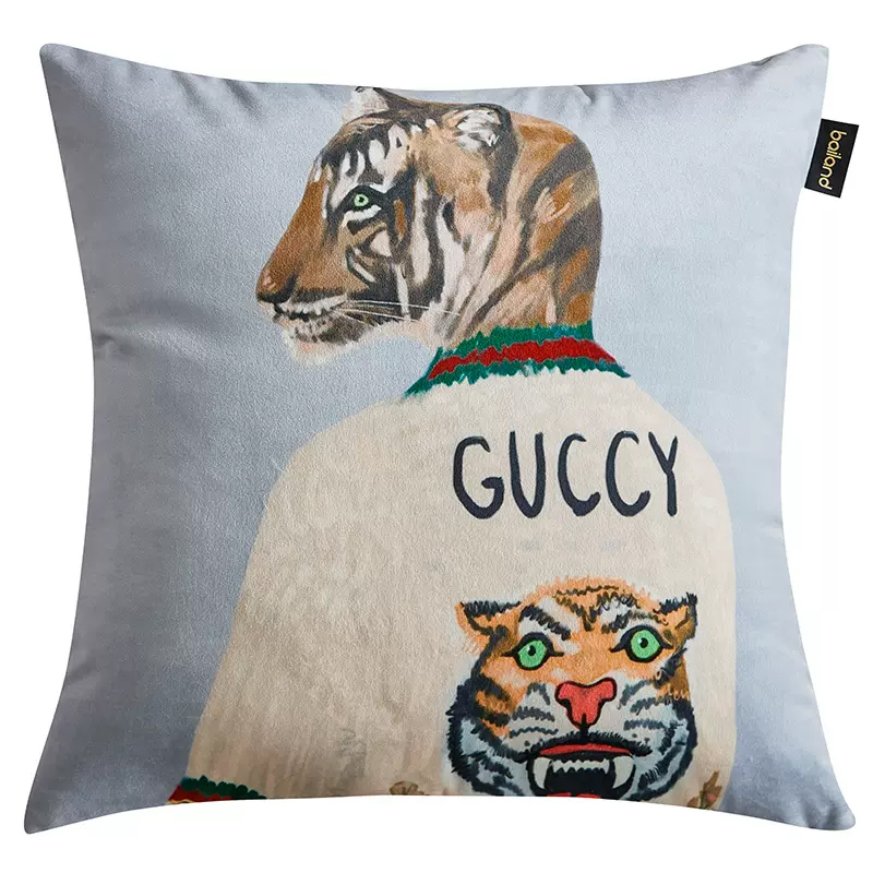 Декоративная подушка Стиль Gucci Tiger Cushion Grey Серый Мульти в Сочи | Loft Concept 