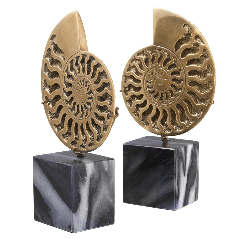 Статуэтки Eichholtz Object Ammonite Set of 2 Винтажная латунь Черный Мрамор Nero в Сочи | Loft Concept 