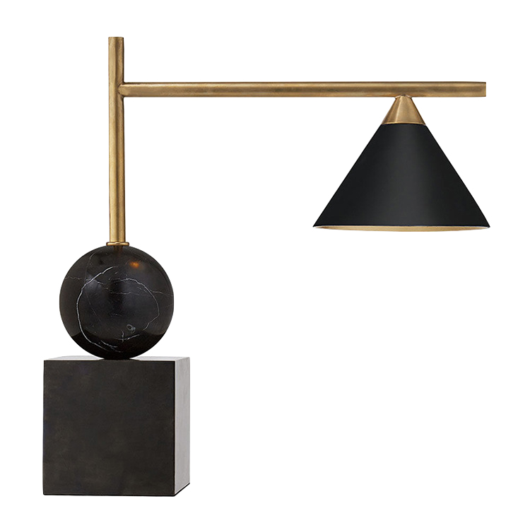 Настольная лампа CLEO DESK LAMP Black Черный Латунь в Сочи | Loft Concept 