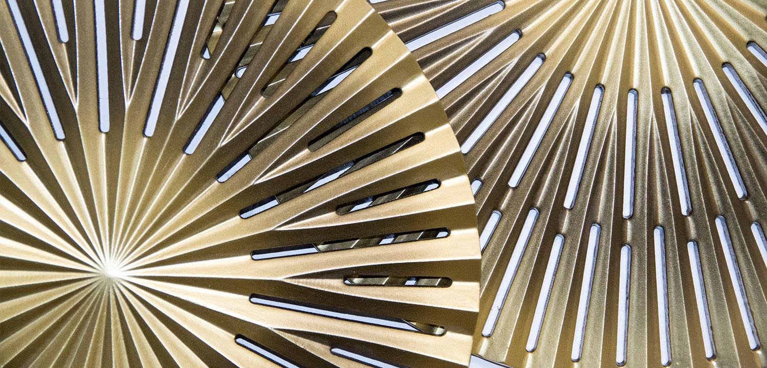 Арт-объект Apollo Brown and Gold Wall Plaque Disc gap 4 - фото №2