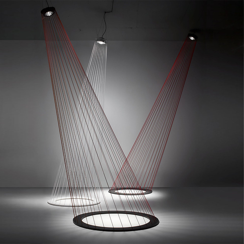 Люстра Ray Light Threads Object Lighting Красный Черный в Сочи | Loft Concept 