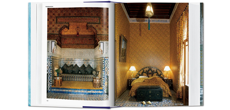 Книга LIVING IN MOROCCO - фото №1