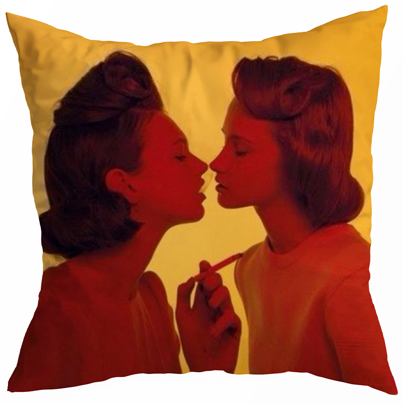 Декоративная подушка Seletti Cushion Smoking Girl Желтый Красный в Сочи | Loft Concept 