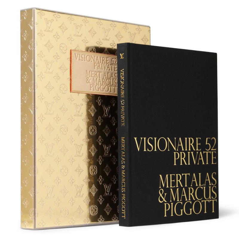 Книга VISIONAIRE 52 PRIVATE LOUIS VUITTON  в Сочи | Loft Concept 