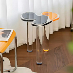 Дизайнерский журнальный стол с фигурной столешницей на 3-х прозрачных ножках Rahakif варинант исполнения - 1 | Loft Concept в Сочи