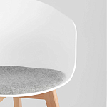 Стул из пластика с мягким сиденьем Eames варинант исполнения - 6 | Loft Concept в Сочи