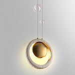 Подвесной светильник с бежевым текстурным кольцом и латунным шаром в центре Tactile  варинант исполнения - 7 | Loft Concept в Сочи