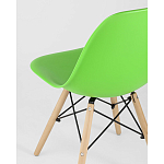 Пластиковый стул на ножках из массива бука Eames Light Green варинант исполнения - 3 | Loft Concept в Сочи
