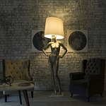Лампа MANNEQUIN LAMP с абажуром руки на талии варинант исполнения - 7 | Loft Concept в Сочи