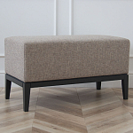 Банкетка из массива бука с бежевой обивкой из рогожки на 4-х ножках черного цвета Fjord варинант исполнения - 2 | Loft Concept в Сочи