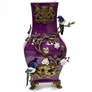 Фарфоровая ваза Mystic Purple & Magpies