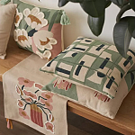 Подушка декоративная зеленого цвета с геометрическим рисунком Divine Abstractions варинант исполнения - 7 | Loft Concept в Сочи