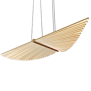 Люстра в виде распахнутых крыльев из тонких металлических планок Flight of Freedom