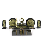 Настольный письменный набор из змеевика с часами и таблетницей Successful Leader варинант исполнения - 1 | Loft Concept в Сочи