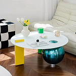 Дизайнерский журнальный стол с круглой белой столешницей на 3-х геометрических ножках Tajefox варинант исполнения - 2 | Loft Concept в Сочи