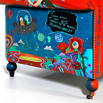 Кресло "Умный Умник" Rick and Morty graffiti chair натуральная кожа  варинант исполнения - 8 | Loft Concept в Сочи