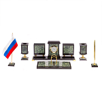 Настольный письменный набор из нефрита на ножках Executive Recruitment варинант исполнения - 1 | Loft Concept в Сочи