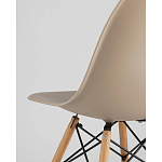 Пластиковый стул на ножках из массива бука Eames Beige варинант исполнения - 3 | Loft Concept в Сочи