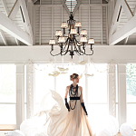 Люстра бронзового цвета с бежевыми абажурами из органзы в классическом стиле Hinkley варинант исполнения - 3 | Loft Concept в Сочи