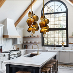 Люстра креативная из дисков цвета латунь Constellation Light and Style варинант исполнения - 4 | Loft Concept в Сочи