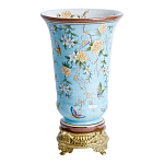 Ваза из голубого фарфора с бронзовыми элементами Blue Garden варинант исполнения - 1 | Loft Concept в Сочи