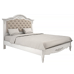 Кровать белая из массива бука с основанием и мягким изголовьем в стиле прованс White Provence варинант исполнения - 1 | Loft Concept в Сочи