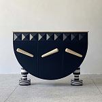 Дизайнерский комод полукруглый черный с 3-мя фактурным ящиками Occasion варинант исполнения - 1 | Loft Concept в Сочи