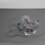 Дизайнерский журнальный стол с круглой прозрачной столешницей и основанием в виде цепи Hua Wang варинант исполнения - 2 | Loft Concept в Сочи