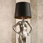 Лампа MANNEQUIN LAMP с абажуром руки на талии варинант исполнения - 4 | Loft Concept в Сочи
