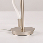 Настольная лампа белым изогнутым плафоном на круглой подставке Luke Lampco Tracer Lamp варинант исполнения - 11 | Loft Concept в Сочи