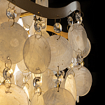 Люстра подвесная с белыми перламутровыми подвесками и изогнутыми золотистыми элементами Диаметр 50 см SHELL Chandelier варинант исполнения - 4 | Loft Concept в Сочи