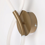 Бра с белым плафоном в форме восьмерки и круглым основанием Luke Lampco Tracer Lamp варинант исполнения - 4 | Loft Concept в Сочи