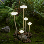 Уличный светильник с пятью матовыми плафонами в форме грибов на высоких изогнутых ножках Mushroom Shape варинант исполнения - 1 | Loft Concept в Сочи