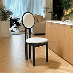 Дизайнерский стул из массива дерева с круглой спинкой Infinitude варинант исполнения - 1 | Loft Concept в Сочи