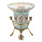 Ваза из голубого фарфора с рисунком птиц и цветов и декоративными элементами Blue Garden варинант исполнения - 1 | Loft Concept в Сочи