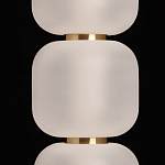 Подвесной светильник с 3-мя округлыми матовыми плафонами из белого стекла Golden Swirl варинант исполнения - 6 | Loft Concept в Сочи