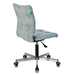 Офисное кресло в серо-голубом велюре Bureaucrats варинант исполнения - 4 | Loft Concept в Сочи