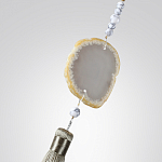 Торшер с шарообразным плафоном из белого стекла с подвеской из камня и длинной кисточкой Agatelle варинант исполнения - 5 | Loft Concept в Сочи