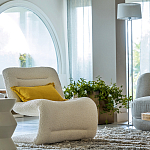 Кресло изогнутое с обивкой из ткани букле Smooth Bend Boucle Chair варинант исполнения - 9 | Loft Concept в Сочи