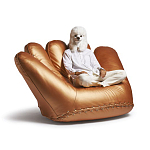 Дизайнерское кожаное кресло в форме руки Poltronova Joe Gold  Armchair варинант исполнения - 15 | Loft Concept в Сочи