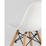 Пластиковый стул на ножках из массива бука Eames Small White варинант исполнения - 3 | Loft Concept в Сочи