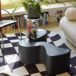 Дизайнерский журнальный стол чёрный изогнутой формы Alefy варинант исполнения - 1 | Loft Concept в Сочи