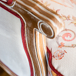 Трехместный диван из массива бука бежевый с растительным орнаментом Raffael Renaissance Beige Sofa варинант исполнения - 7 | Loft Concept в Сочи