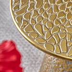 Журнальный столик с конусообразной основой и текстурной поверхностью золотого цвет Ethnic Metal варинант исполнения - 2 | Loft Concept в Сочи