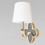 Бра с белым текстильным абажуром и фигурным основанием с зеркальной вставкой Vitorino варинант исполнения - 1 | Loft Concept в Сочи