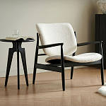 Кресло с каркасом и ножками из древесины и мягкими сиденьем и спинкой Venice варинант исполнения - 1 | Loft Concept в Сочи