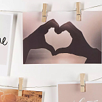 Рамка для фото с подсветкой c 6-ю деревянными прищепками в комплекте Photo Backlight варинант исполнения - 4 | Loft Concept в Сочи