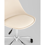 Офисный стул на металлическом основании EGGERY Beige пластик варинант исполнения - 2 | Loft Concept в Сочи