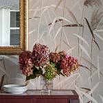 Обои ручная роспись Wild Grasses Special Colourway on Pale Grey dyed silk варинант исполнения - 2 | Loft Concept в Сочи