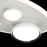 Потолочный светильник овальной формы белого цвета с 4-мя лампами Lunar Pebbles варинант исполнения - 6 | Loft Concept в Сочи